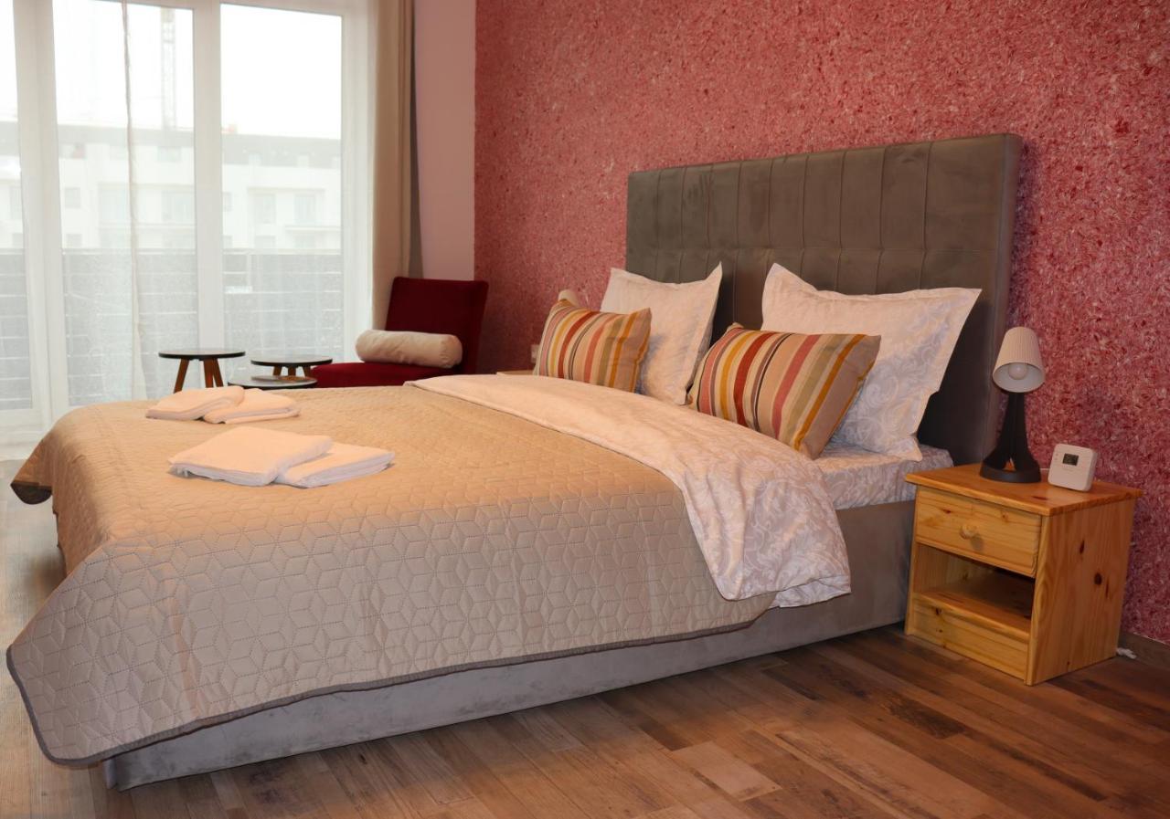 Apartament Rubin Braşov Esterno foto
